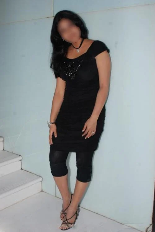 Call Girls Narsinghgarh